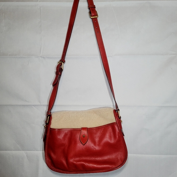 Dooney & Bourke Red Florentine Ivory Sherpa Crossbody Shoulder Saddle Bag - Picture 2 of 16